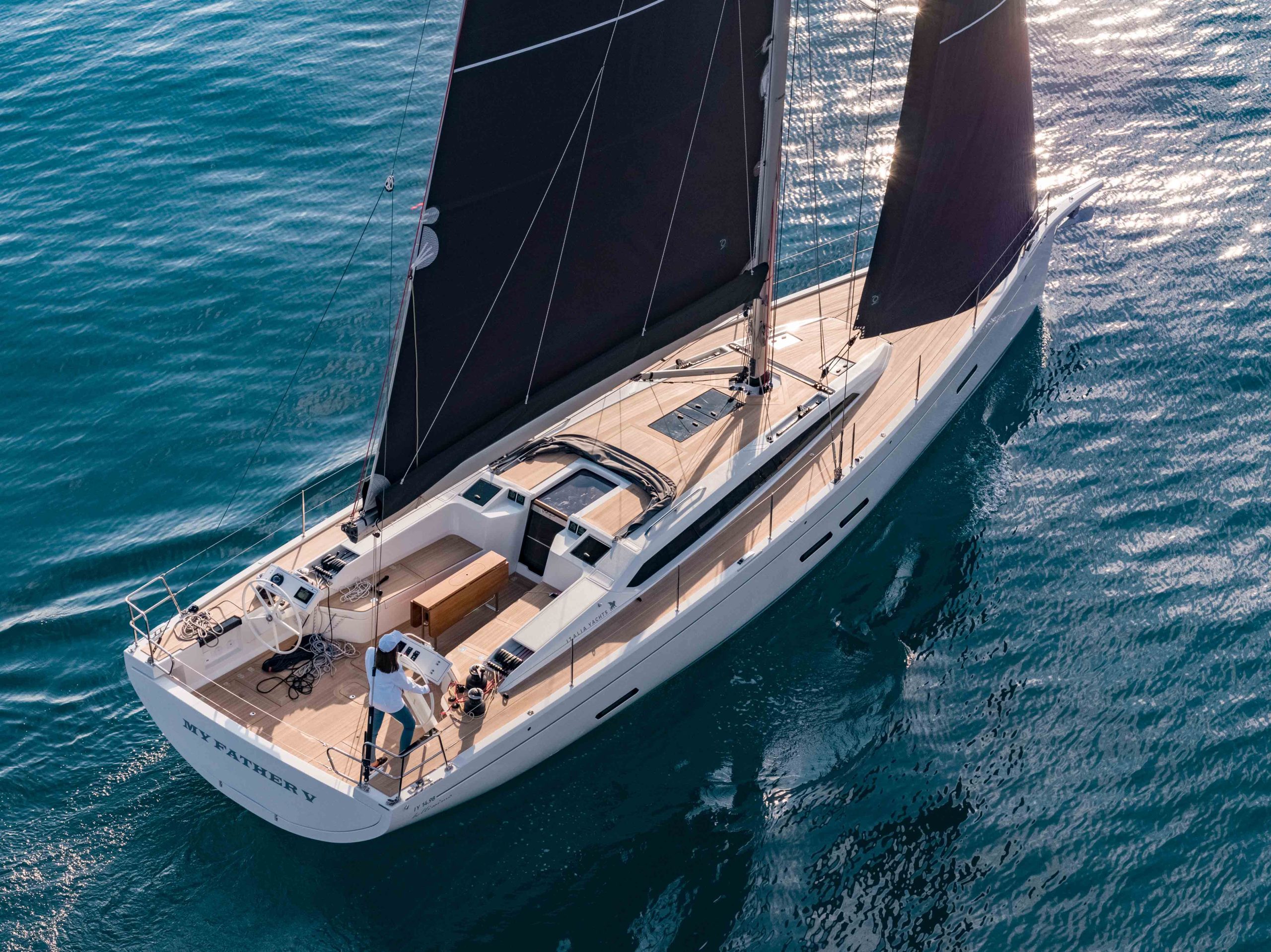 Italia Yachts 14.98 Fastsailing charter Italia 14.98