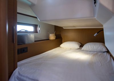 first44-charter-fastsailing-greece-stern-cabin